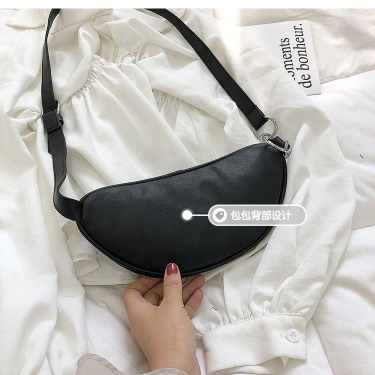2019 Fashionable Korea Style Rhinestone Fanny Pack Ladies Women Waist Bag Bum Bag Wholesale